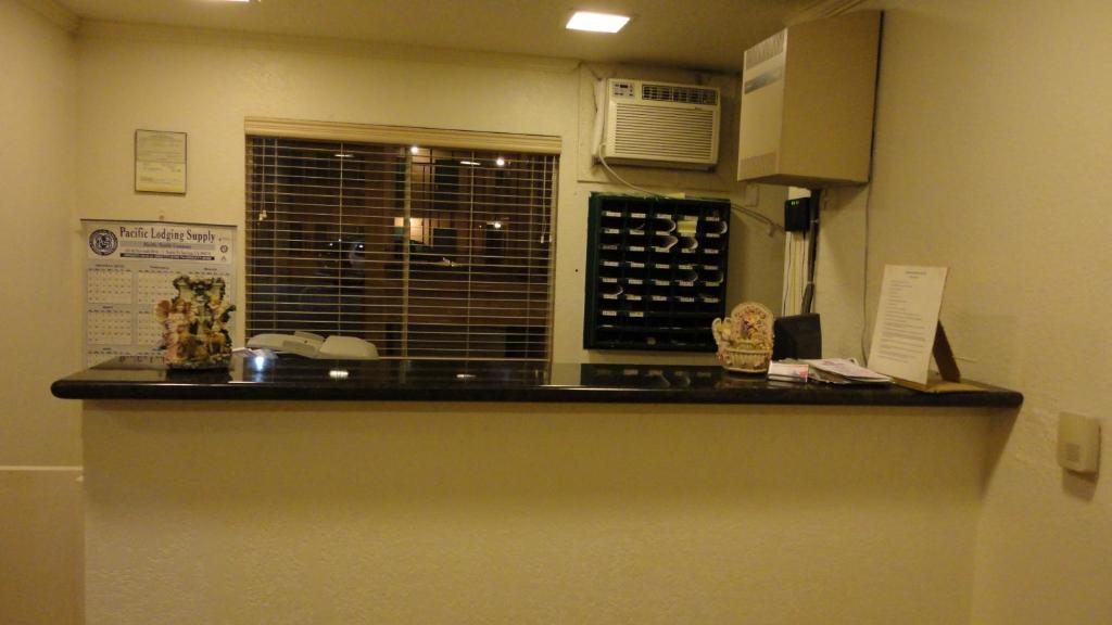 Imperial 400 Motor Inn นีดเดิลส์ ภายนอก รูปภาพ
